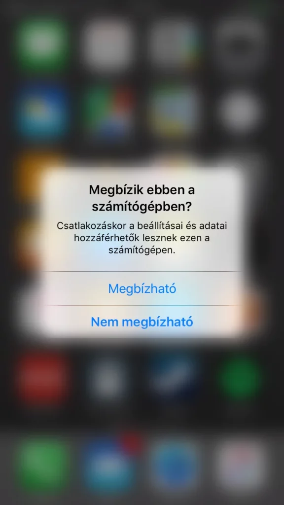 Az iOS mindig megkérdezi, hogy megbízol-e a csatlakoztatott gépben